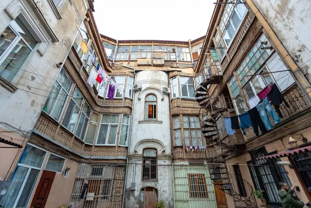 Appartement Opera House 2Br Apt With Tbilisi Charm - By Wehost Georgië
